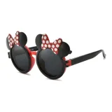 C7 Черный [Включает эксклюзивную сумку с линзами Disney]