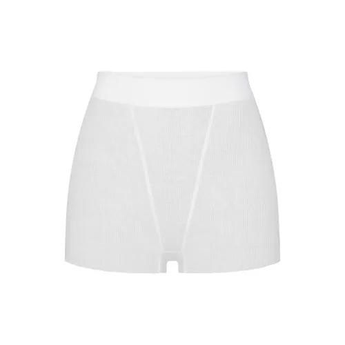 SKIMS THREADBARE Ребро Короткий Боксеры Женские Снег Снег