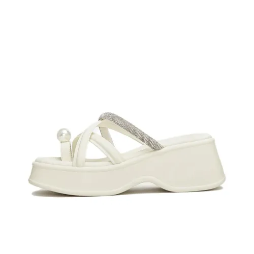 Шлепанцы Tata Женские