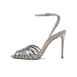 Серебристый