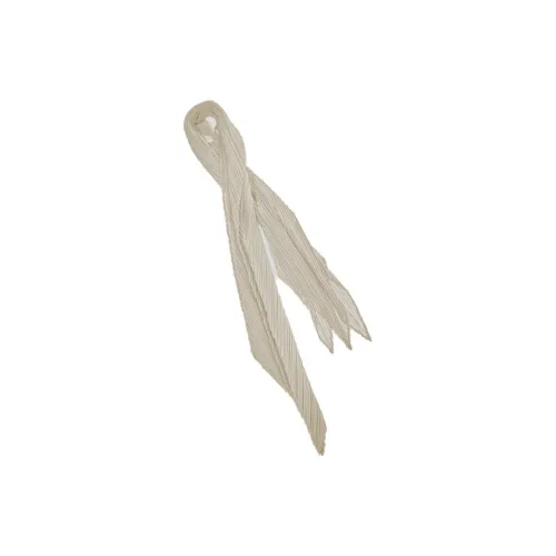PLEATS PLEASE ISSEY MIYAKE Вязаные шарфы Унисекс Серый