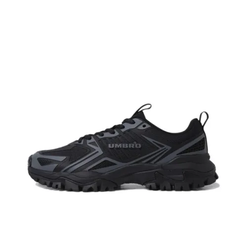 Umbro Беговые кроссовки Low Top Черные Унисекс