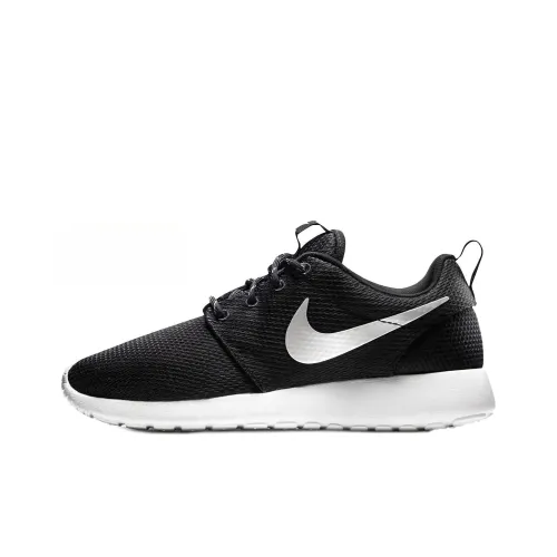 Nike Rosherun Беговые кроссовки Низкие Топ Женские