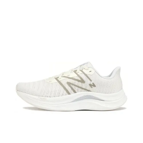 New Balance NB FuelCell Propel Беговые кроссовки Низкий Топ Женские