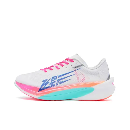 QIAODAN Flying Shadow PB4,0 Беговые кроссовки Низкий Топ Jordan Белый MARS Зеленый Мужской