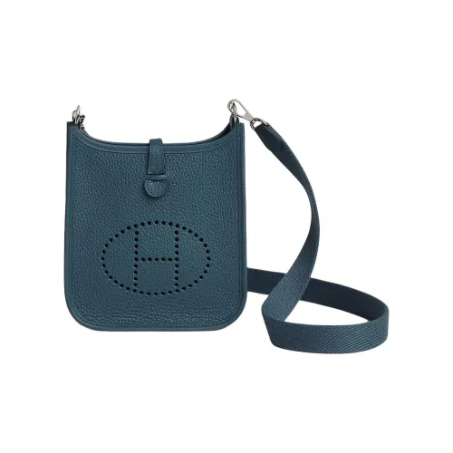 HERMES Evelyne Taurillon Clemence Коровья кожа Сумка через плечо Унисекс 7P BLEU Немецкий размер (DE) Пруссия Прусский синий