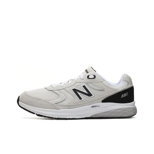 New Balance 880 Series Быстросохнущий Низкий Топ для Тренировок и Длинных Беговых Заездов Обувь Мужская Бежевого Цвета Размер 2e