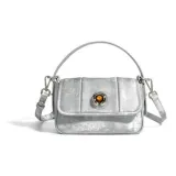 Серебристо-серый