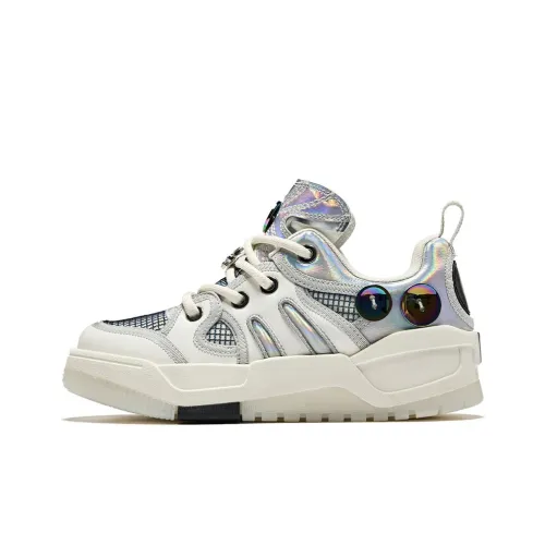 Палладий EDM Украшение Обувь Низкий Топ Скейтборд Кроссовки Унисекс Серебряный