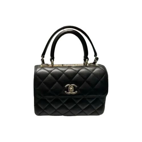 CHANEL Lambskin And Gold Metal Flap Bag Crossbody Bag Mini Shoulder Bag Women's Black