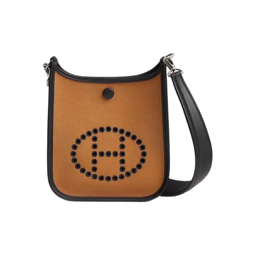 HERMES Evelyne Officier Canvas с Swift Телячья кожа Evelyn Сумка через плечо Женская Коричневая