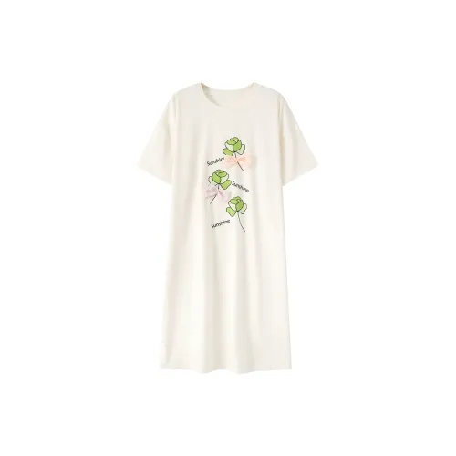 Chun Xi Ночная сорочка Женская Молочно-белая