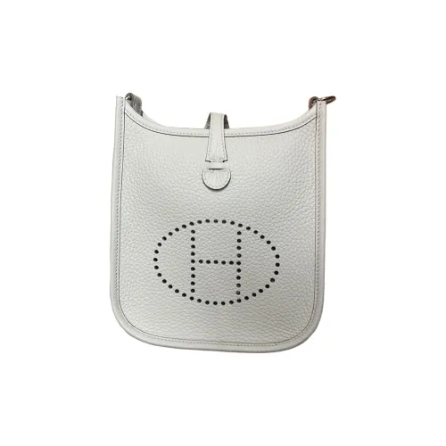 HERMES Evelyne Clemence Телячья кожа Сумка через плечо Unisex Light Серый