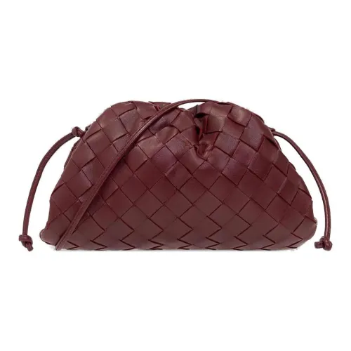 Bottega Veneta POUCH Cloud Сумка Sheepskin Clutch Mini Женская Темно-Красная