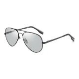 Черная оправа с поляризованными фотохромными линзами