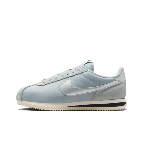 Nike Cortez Износостойкий и Легкий Низкий Топ Повседневные Городские Кроссовки для Коммуникативных Беговых Тренировок Женские Светло-Синие