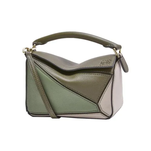 LOEWE Пазл Телячья кожа Геометрический Пазл Сумка Сумка Сумка через плечо Сумка через плечо Мини Женские Зеленый Светло-овсяный
