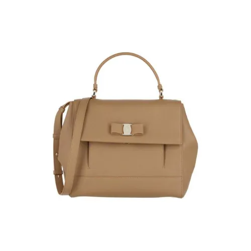 Ferragamo Gancini Коровья кожа Сумка Сумка через плечо Сумка через плечо CAMEL