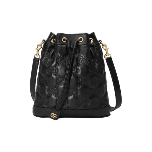 GUCCI GG Matelassé Кожа Ведрообразные Сумки Сумки через плечо Сумка на плечо Женская Черная