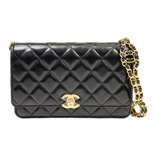 CHANEL Женские кошельки
