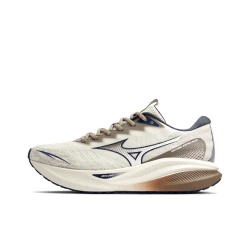 Mizuno ASTRO PLUS Беговые кроссовки Низкий топ Абрикос Коричневый Унисекс