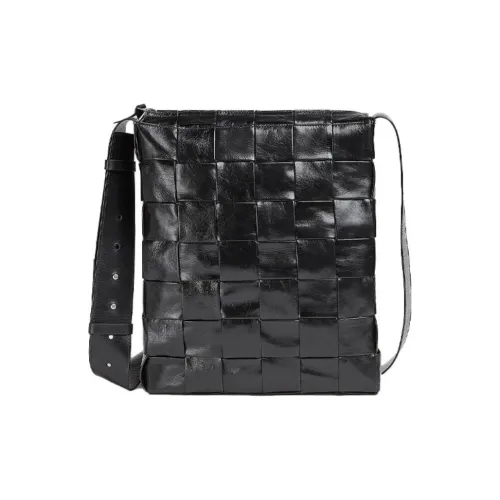 Bottega Veneta Сумка через плечо из телячьей кожи мужская черная