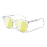 Прозрачный зеленый