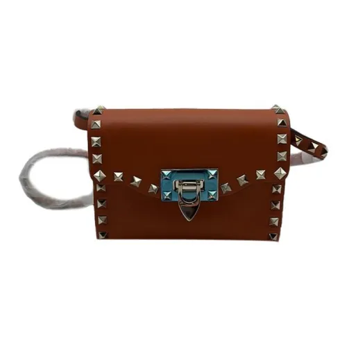 Valentino Rockstud Крупнозернистая текстура Телячья кожа Сумка через плечо Маленькая Женская Коричневая