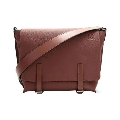 LOEWE Кожа Сумка через плечо Стандартная Женская Коричневая