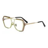 DY006 является прозрачно-серым с желтым оттенком