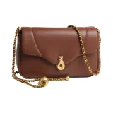 Коричневый