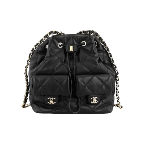 CHANEL Рюкзаки Женские