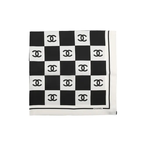 CHANEL Шелковые шарфы для женщин