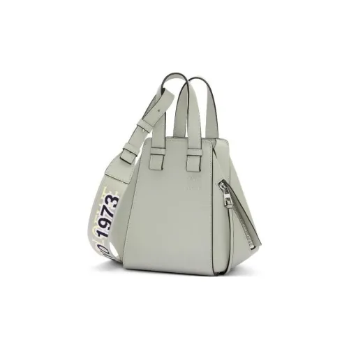 LOEWE Satin Calfskin Hammock Bag Portable Crossbody Bag Shoulder Bag Women's Gray LOEWE Сатиновая Телячья Кожа Hammock Сумка Портативная Сумка через плечо Сумка для плеча Женская Серый