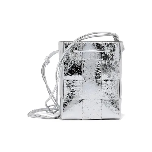 Bottega Veneta CASSETTE Сумки через плечо Женские