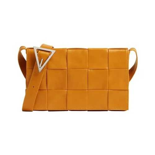 Bottega Veneta CASSETTE Сумки кросс-боди Унисекс