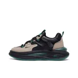 Темно-зеленый