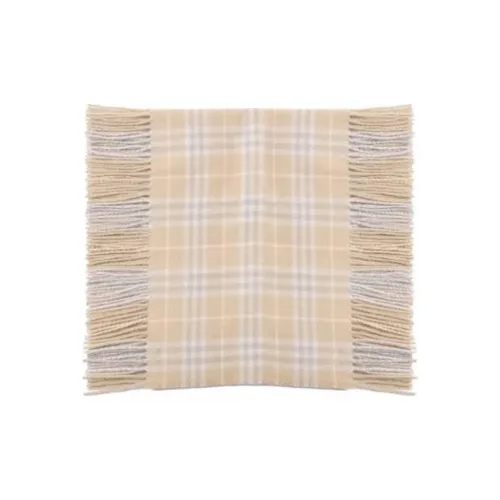 Burberry Вязаные шарфы Женские