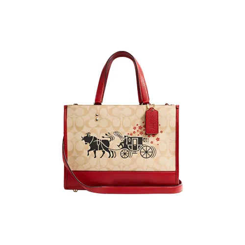 COACH Dempsey Клатчи Женские