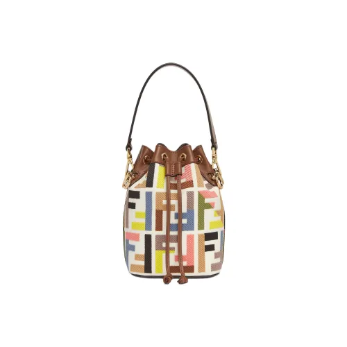 FENDI Mon Tresor Женские клатчи
