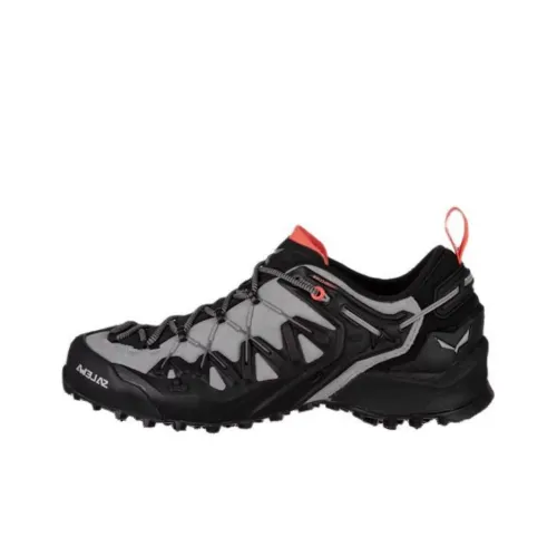 SALEWA Альпинистские и туристические ботинки Низкий верх Серый Черный Женские
