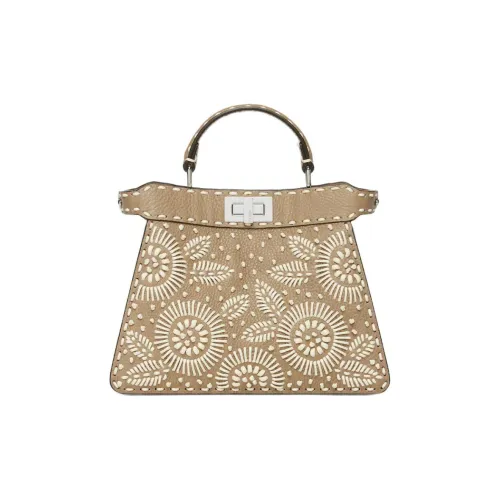 FENDI Peekaboo ISeeU Сумки Женские