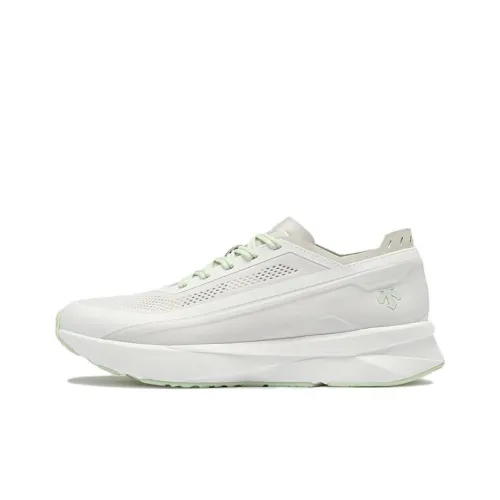 DESCENTE Enerzite Slip-resistant Abrasion-resistant Low Top Training Running Shoes Women's White