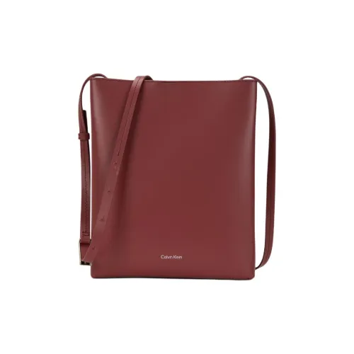 CK Calvin Klein Кожа Сумка через плечо Женская Махагон