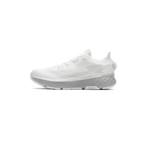 FILA BOA Беговые кроссовки Низкие Белые Женские