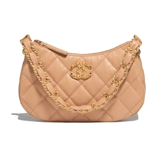 CHANEL Сумки через плечо Женские