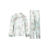 Светло-голубой