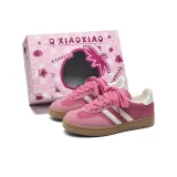 Клубнично-розовый