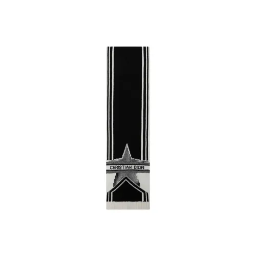 DIOR Вязаные шарфы Женские