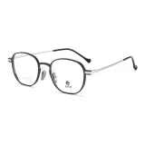 Чёрный и серебристый C02